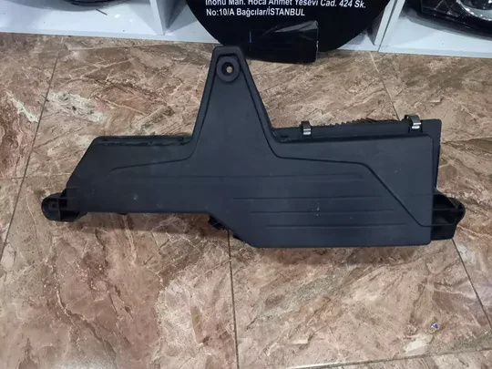 BMW F20 F22 F30 F32 F34 Hava Filtre Kutusu 8511655 N47