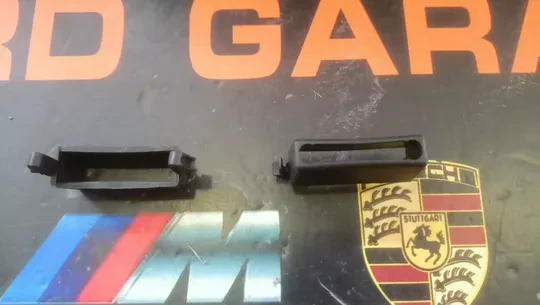 BMW F20 F30 F32 F36 X1 F48 Kaput Kilit Karşılığı Braketi 7247079