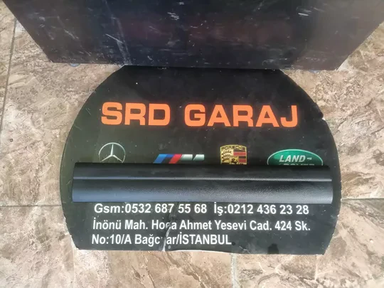 BMW F20 F30 İç Sol Kapı Basamağı Kapağı 7221915