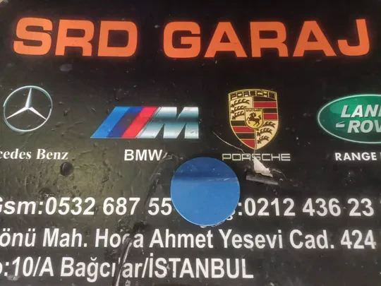 BMW F22 M2 Ön Tampon Çeki Demir Kapağı