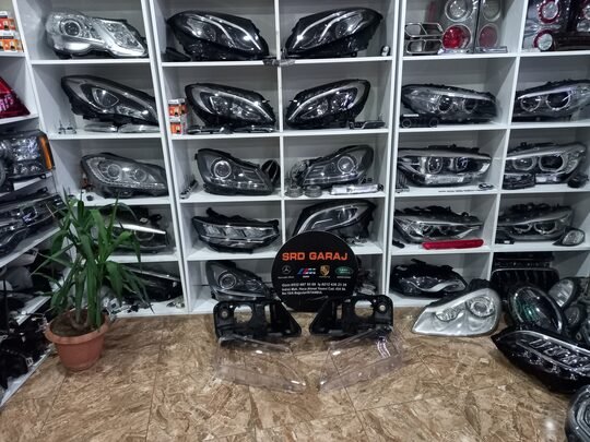 BMW F25 X3 Serisi Far Kasası