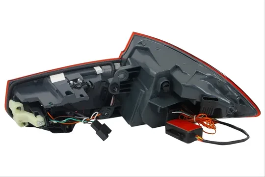 BMW F30 2012-2015 Içın Uyumlu LCI Görünüm LED Stop