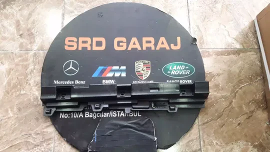 BMW F30 Marşpiyel Braketi 7256915
