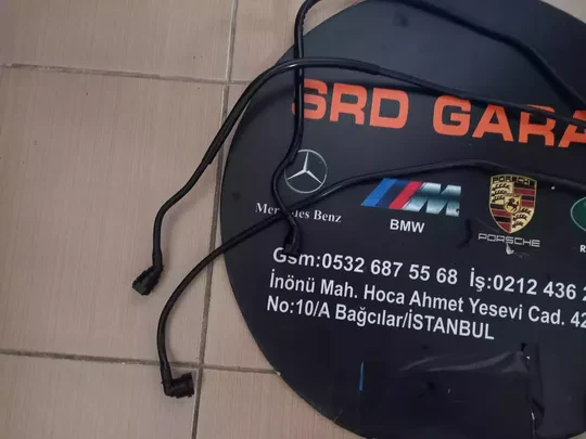 BMW F30 Yedek Su Depo Borusu