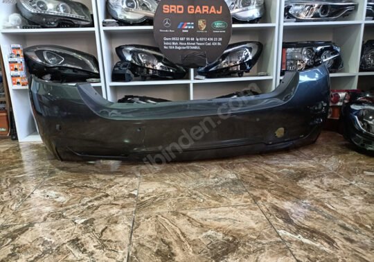 BMW F32 F33 4 Serisi Arka Tampon V Difüzör M Technic