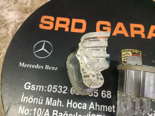 BMW f32 f33 f36 LED Far Sinyal Modülü 1305715260 1305715259