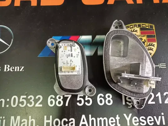 BMW F40 Serisi Far LED Modülü 90121825 90121824