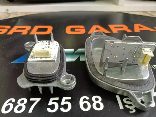 BMW F40 Serisi Far LED Modülü 90121825 90121824