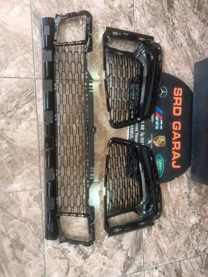 BMW G11 G12 Sağ Sol Orta Tampon Izgaraları 8073999 8074002 8074001