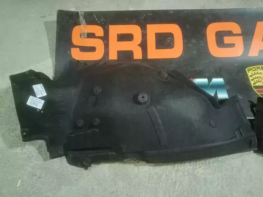 BMW G11 LCI Önün Arkası Sağ Sol Davlumbaz 7340201 7340202