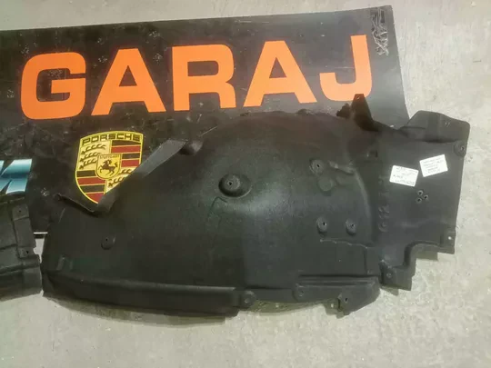 BMW G11 LCI Önün Arkası Sağ Sol Davlumbaz 7340201 7340202