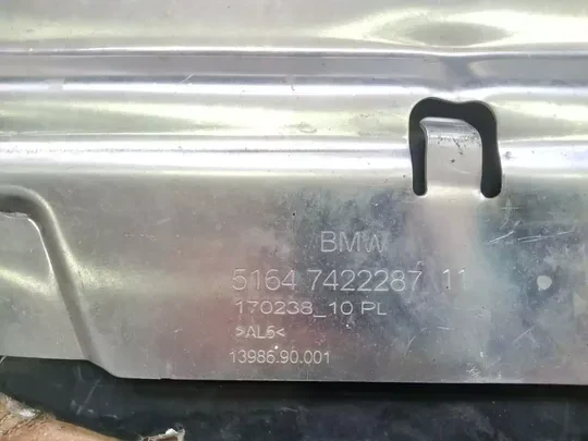 BMW G20 2019- Ön Üst Panel Demiri 7422287