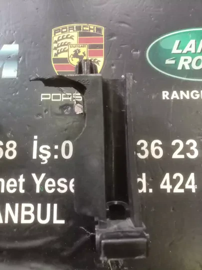BMW G20 G22 Hava Kanalı Braketi 1148807 1148808