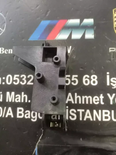 BMW G20 G22 Hava Kanalı Braketi 1148807 1148808