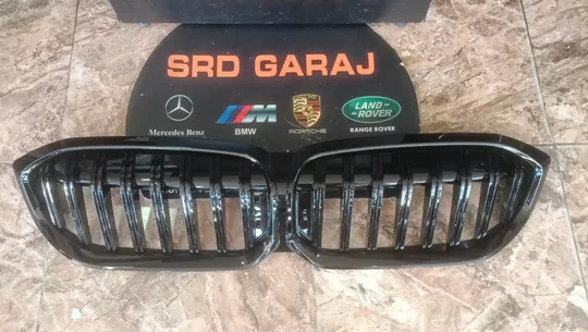 BMW G20 LCI Siyah Kameralı Panjur