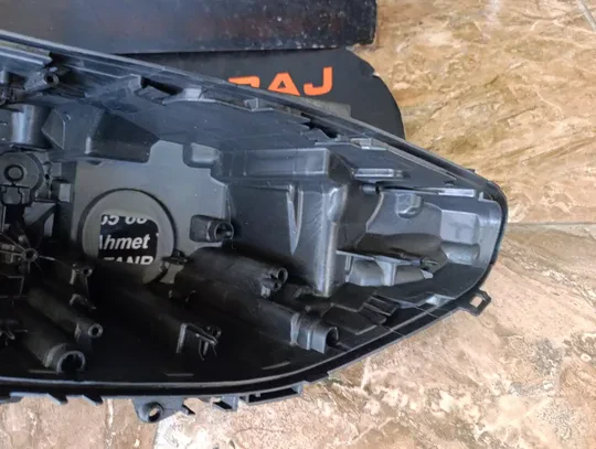 BMW G22 2021- Lazer Sağ Sol Far Kasası