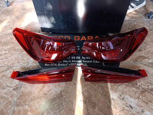 BMW G22 G23 G26 LCI Lazer Cs Look Kırmızı Stop Seti