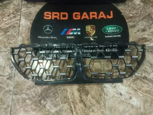 BMW G22 Panjur Alt Kısım Çıkma