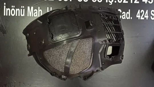 BMW G30 5.18 5.20 Ön Çamurluk Davlumbazı