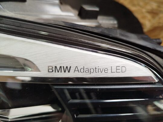 BMW G30 Adaptif Sol Far Sıfır Orjinal 8499129