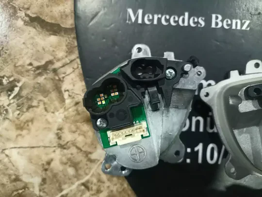 BMW G30 G31 LCI LED Far Sinyal Modülü 23508302-01
