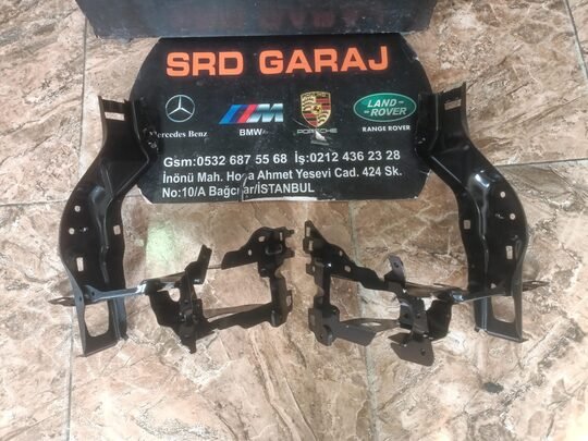 BMW G30+LCİ Sağ Sol Far Yuva Sacı 7383858 7383857