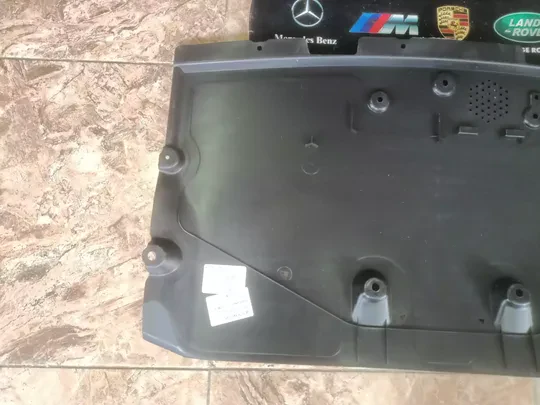 BMW G70 Motor Alt Muhafaza OEM Kalite 9498259
