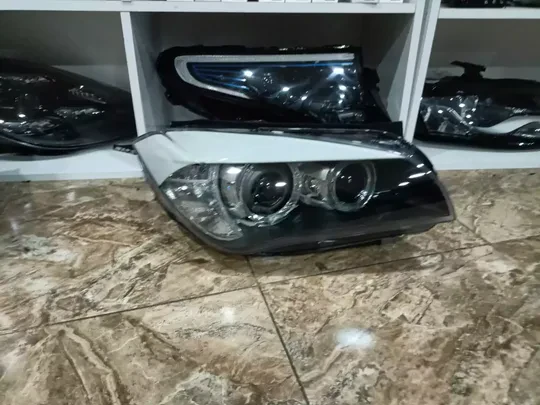 BMW X1 E84 Sag Bi Xenon Far