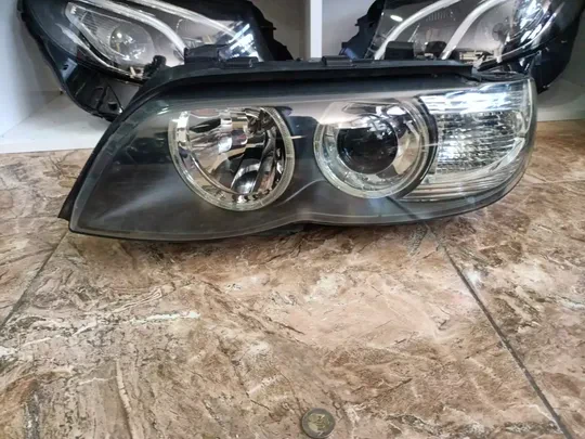 BMW X5 e53 Makyajlı Kasa Sol Far