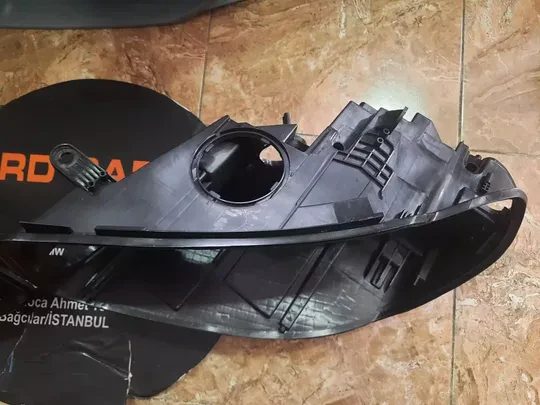 BMW X5 F15 Ahl Far Kasası 7381141 7381142