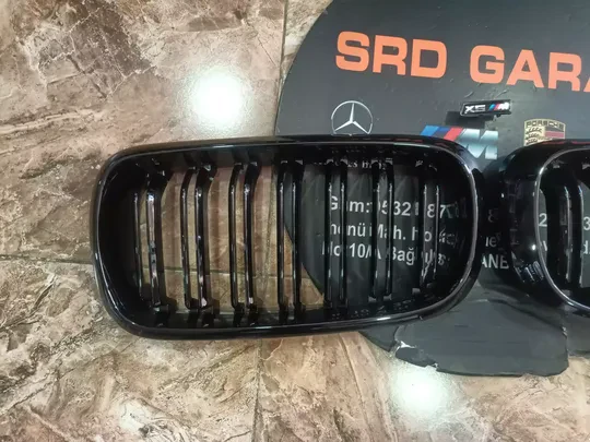 BMW X5 X6 F15 2015-2018 Çift Çizgi Piano Blac Panjur