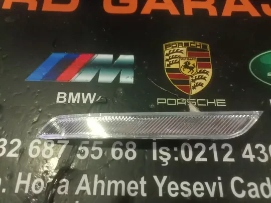 BMW X6 E71 2007-14 Sol Çamurluk Reflektörü Beyaz Sıfır 7187087