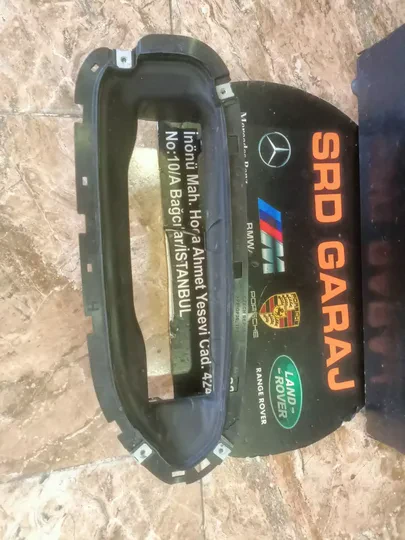 BMW Z4 G29 Hava Kanalı Braketi Çıkma Orj 7956603