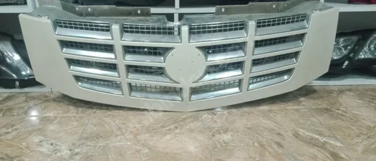 Cadillac Escalade Ön Panjur