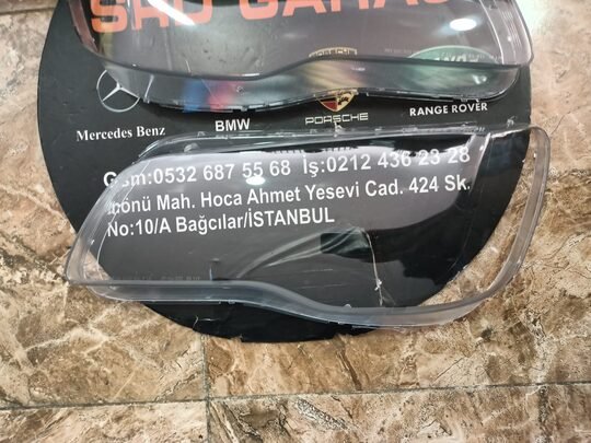 Chrysler 300C Makyajlı Kasa Far Cami