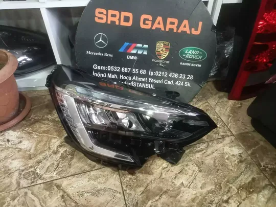 Clio 5 Sağ Far 260100902R