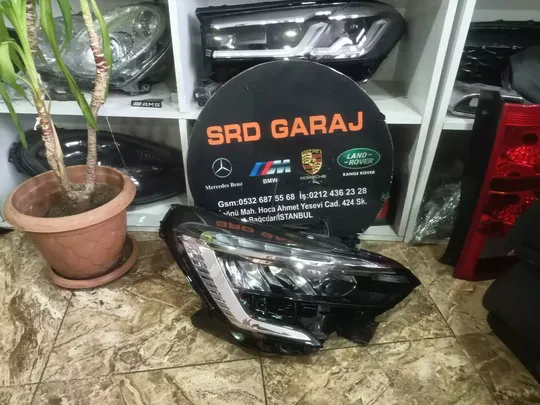 Clio 5 Sağ Far 260100902R