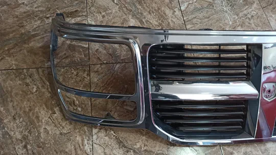 Dodge Nitro Krom Panjur