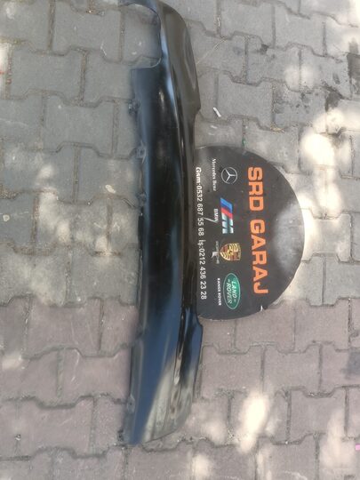 E90 Arka Tampon Difüzörü M 7906504