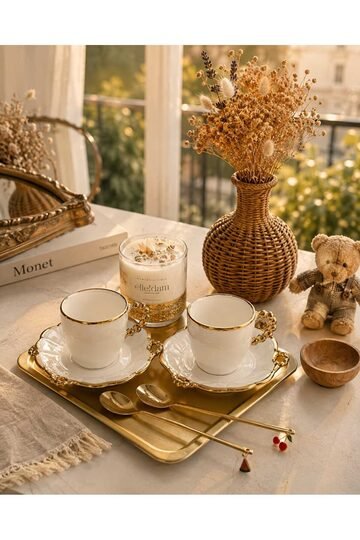 Elieldam Doğum Günü, Özel Gün, Yeni İş, Yeni Ev Hediyesi Doğal Soya Mum, Porselen Fincan, Gold Tepsi ve Rattan Vazo Seti