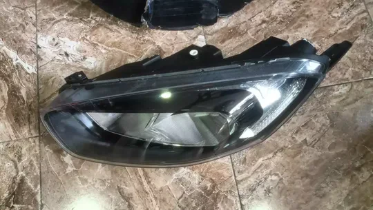 Ford Courier 2018-21 Sol Çıkma Far jt7613w030cd