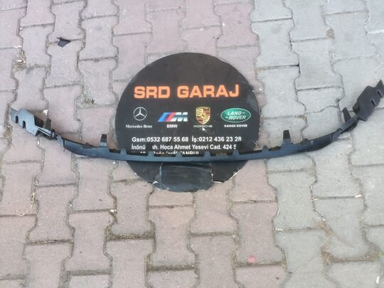 G30 LCI Ön Tampon Braketi 8746307
