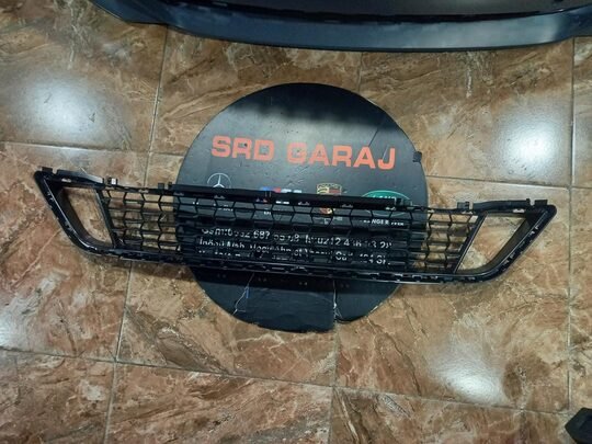 G30 LCI Tampon Orta Izgarası M-Sport 8747840