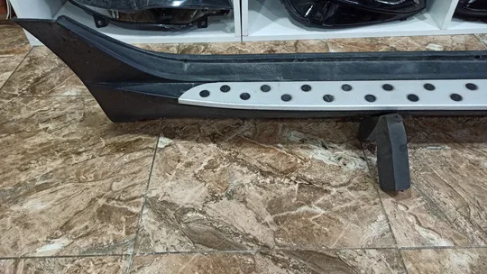 Hyundaı IX35 Sağ Marşpiyel Kaplaması Kapı Eşiği