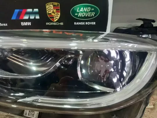 Infiniti Q30 LED Zenon Sol Far