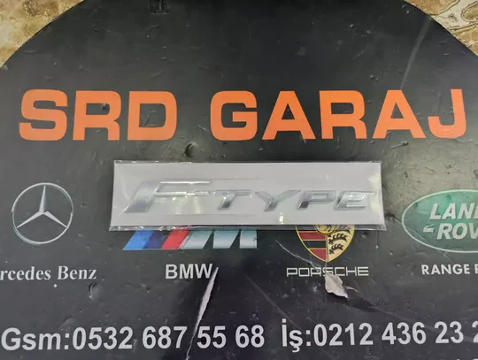 Jaguar F-Type Bagaj Yazısı