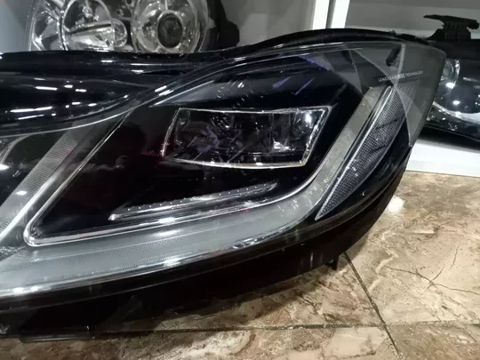 Jaguar Sol LED Far J9D313W030