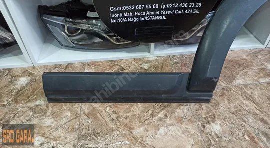 Land Rover Discovery 3 Sol Arka Kapı Bandı DGP000154
