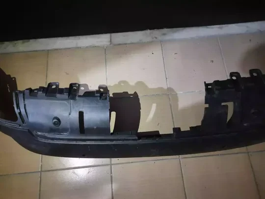 Land Rover Discovery 5 Arka Tampon Spoiler HY3217D781