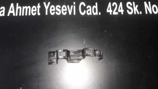 Land Rover Discovery Ön Tampon Sol Braketi DQ0500031